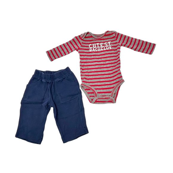 Baby Boy's‎ - 2 Pair of Sweatpants, 1 Sweatshirt, & 1 Body Suit - Size 3 Month - Picture 4 of 7